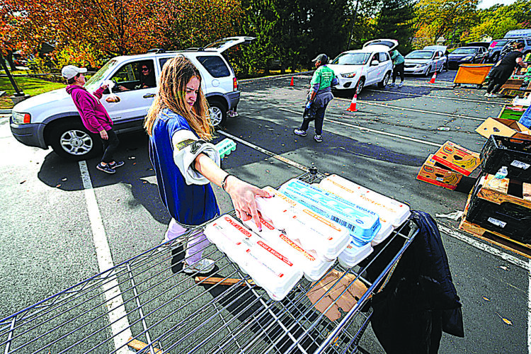 Talks to potentially end the government shutdown intensify as federal closure nears longest ever